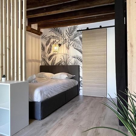 L'Eure Tranquille Apartment Chartres Bagian luar foto
